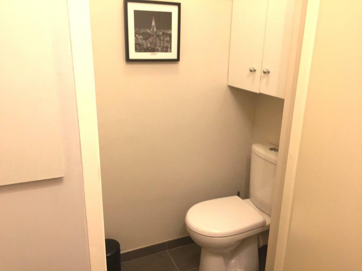 The One Suite Annecy Bagian luar foto