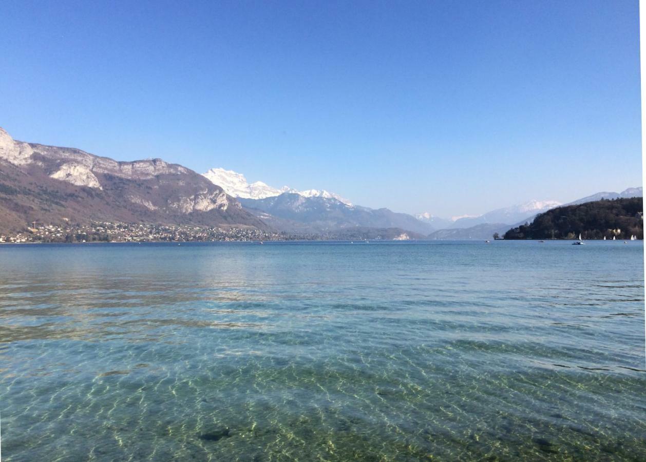 The One Suite Annecy Bagian luar foto