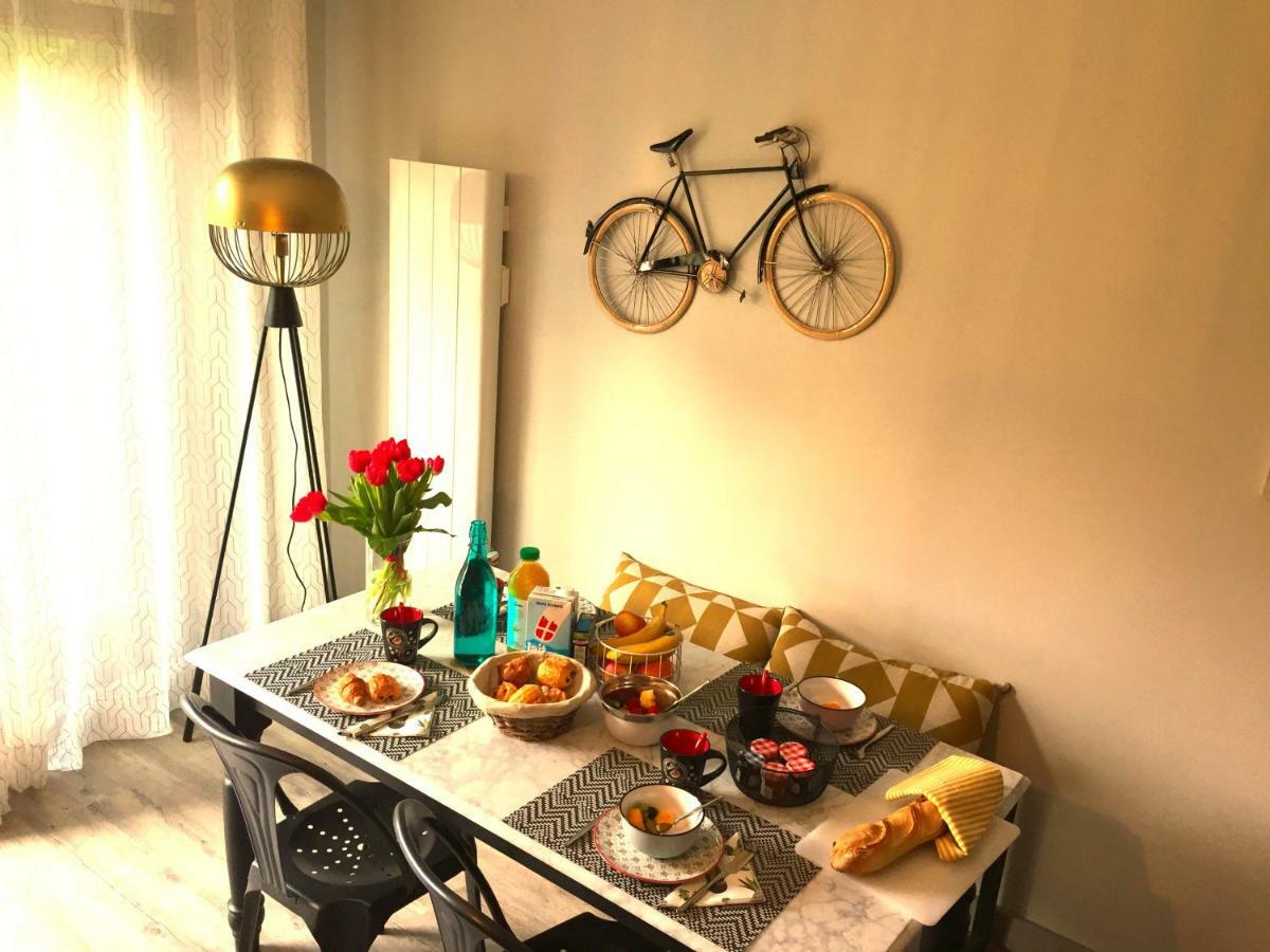 The One Suite Annecy Bagian luar foto